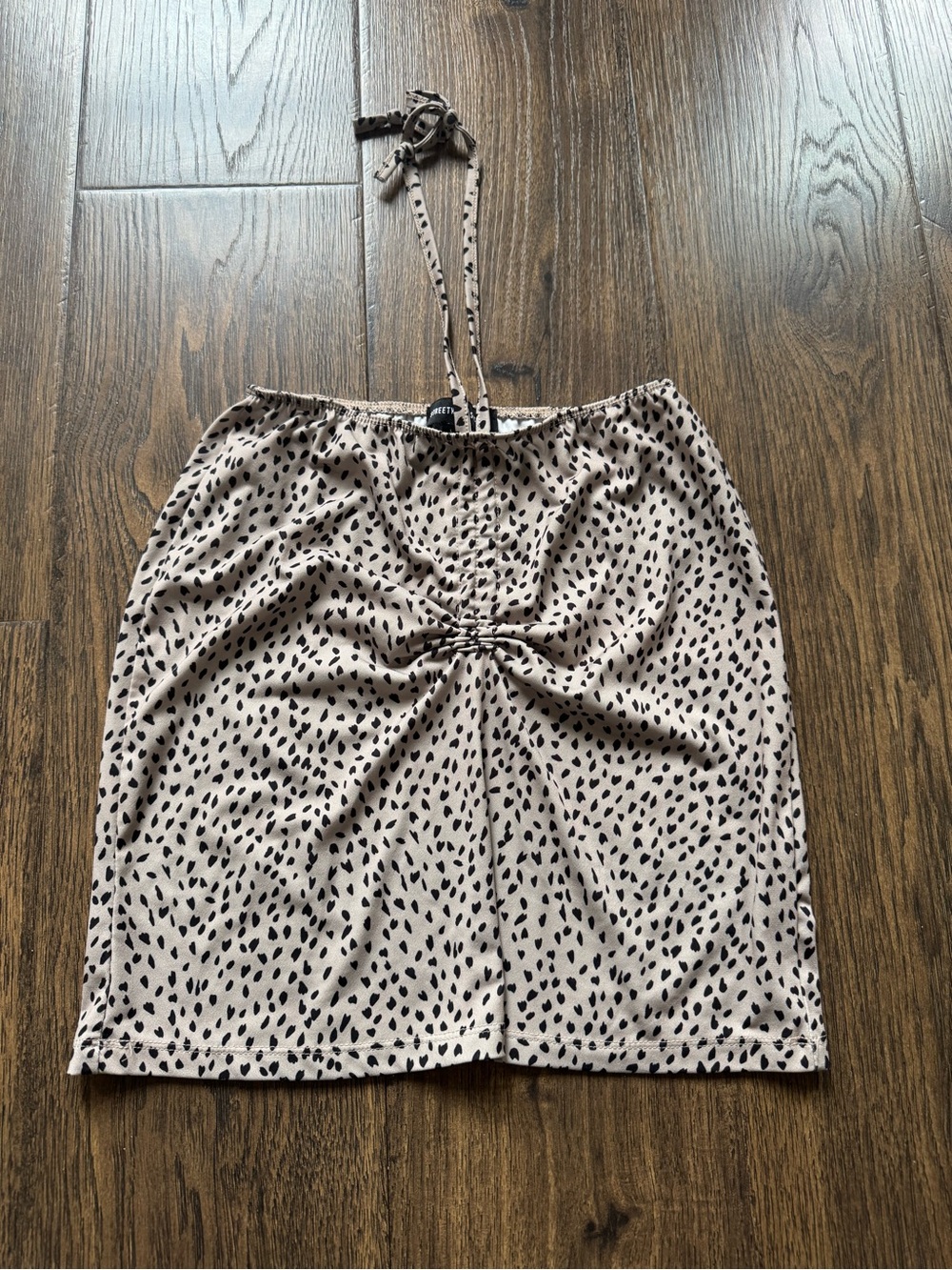 Streetwear Society Beige Halter Ruched Spot Print Top